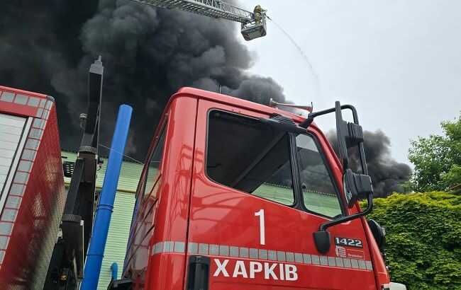 У Харківській області через масштабну пожежу евакуюють ціле село