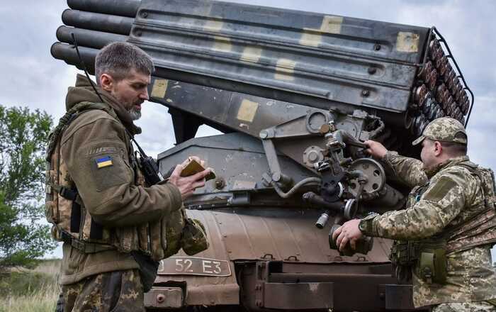 На півдні загарбники посилили штурми позицій ЗСУ, — Волошин