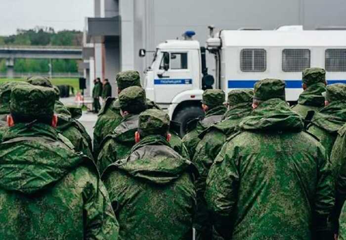 Громадянин Чехії, який вступив до путінської армії, тепер просить Прагу врятувати його