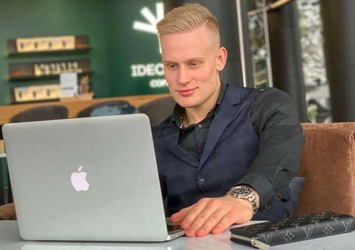 Криптопіраміда з вірусом: як Орловський та Financial Freedom Academy маскують скам під навчання