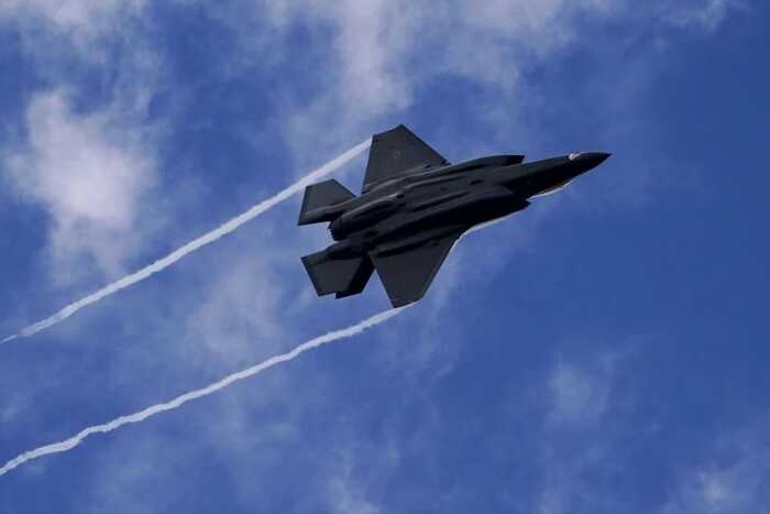 Вперше в історії винищувач F-16 збив російський Су-35 на Курському напрямку, — Bild