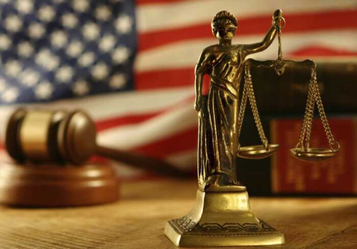 Патологоанатом у США виплатить 2,5 мільйонів доларів подружжю за оприлюднення відео з їхньою померлою дитиною