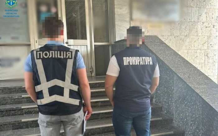 Посадовців університету Львова підозрюють у завданні збитків на 2 мільйони гривень