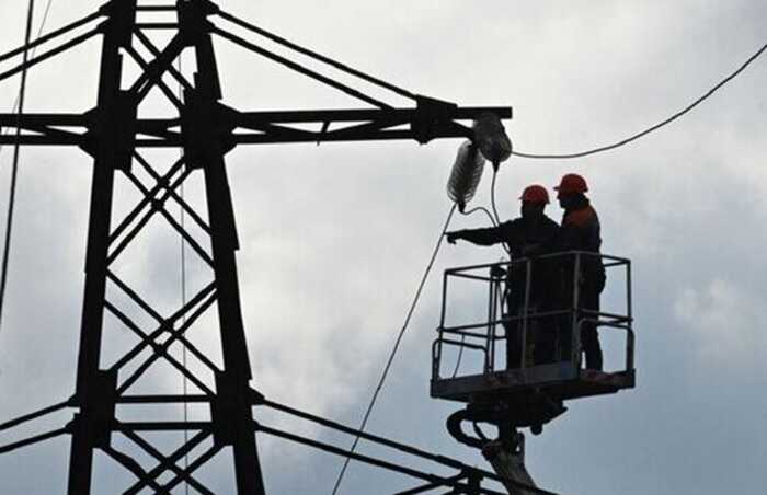 Ворожі дрони атакували бригаду енергетиків на Запоріжжі, є поранений