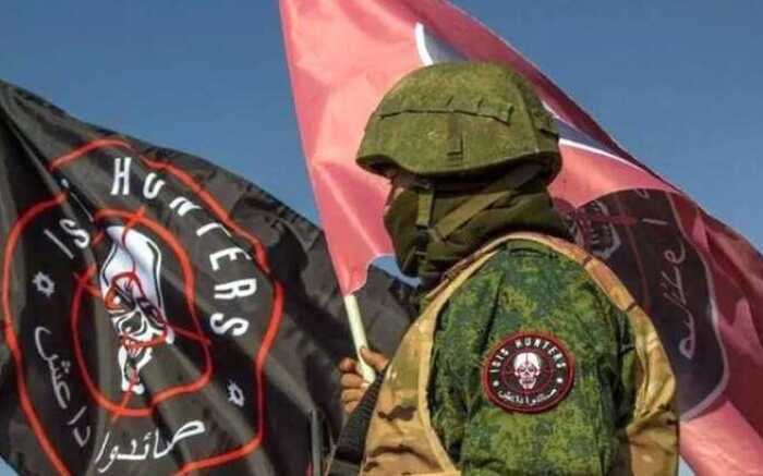 Найманці ПВК " Вагнера" тренують українських дітей у військових таборах