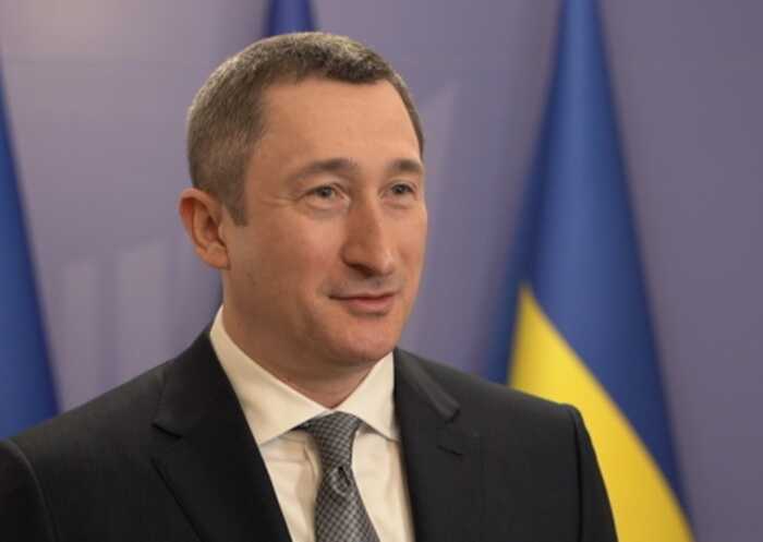Після вручення підозр оточенню Чернишова, міністр просив продовжити відрядження за кордоном, — ЗМІ
