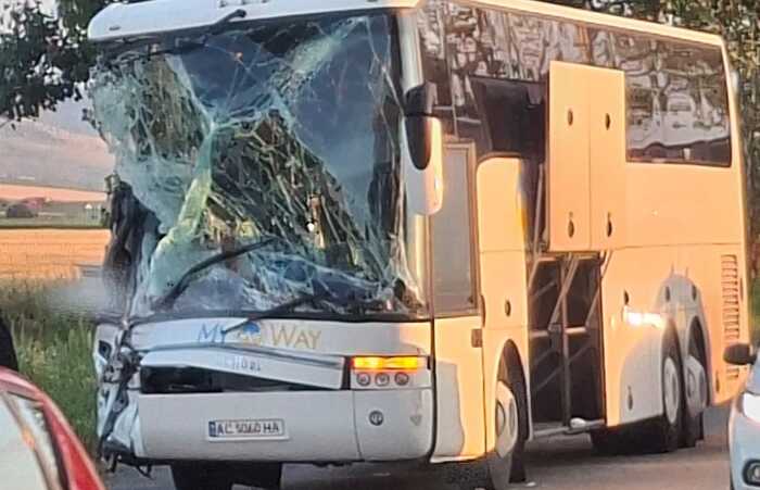 У Румунії у ДТП потрапив автобус з українцями: загинула людина