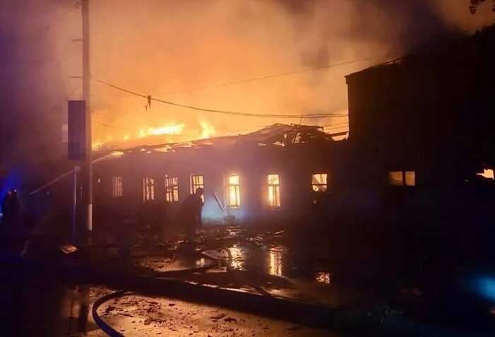 Росіяни атакували Харківщину: спалахнули пожежі, постраждали троє людей