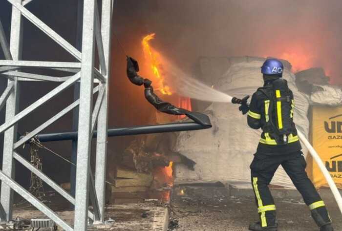 Росіяни атакували Дніпропетровщину, є постраждалий