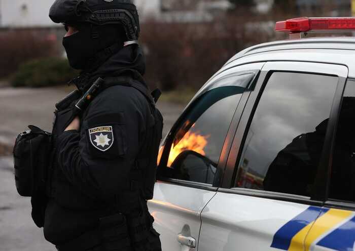 Дівчина у метро в Києві прославляла Росію і отримала по обличчю