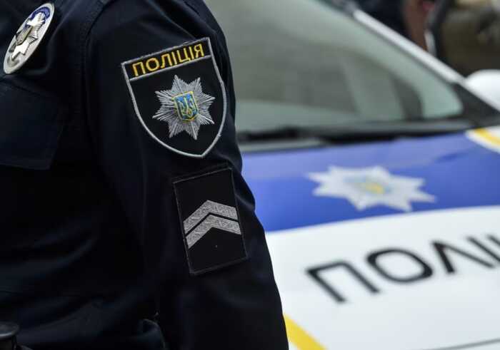 Дружина начальника міграційної поліції Дніпропетровщини Авагімова купила люксове авто на “копійчану” зарплату