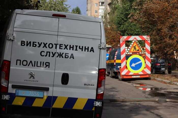 У Чернівцях викладача інформатики засудили на півтора роки за фейкові "мінування"