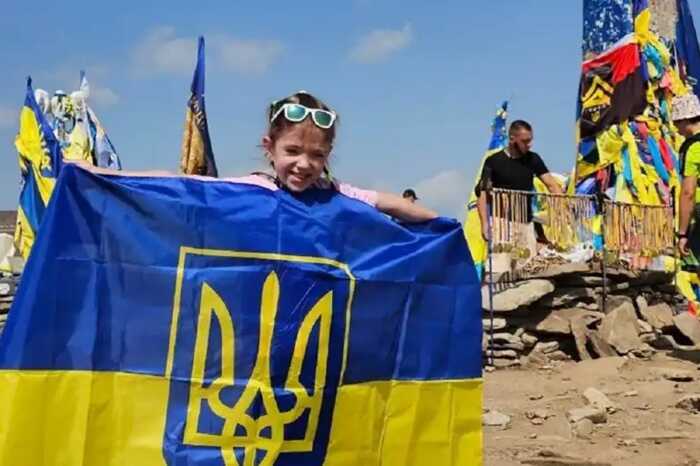 5-річна українка підкорила Говерлу та встановила рекорд