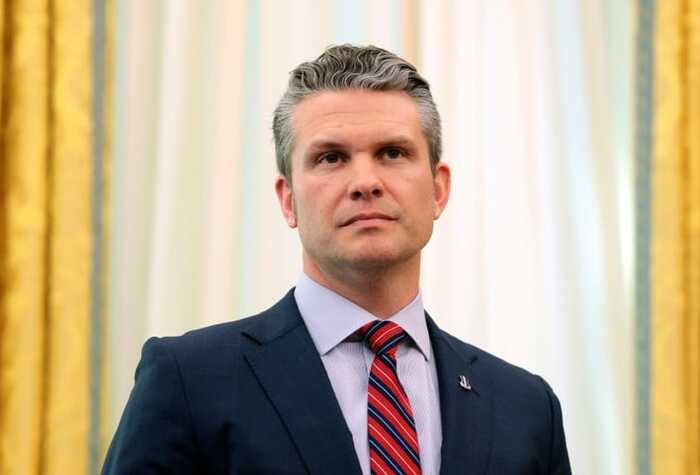 Глава Пентагону Піт Гегсет може піти у відставку заради політики, — ЗМІ