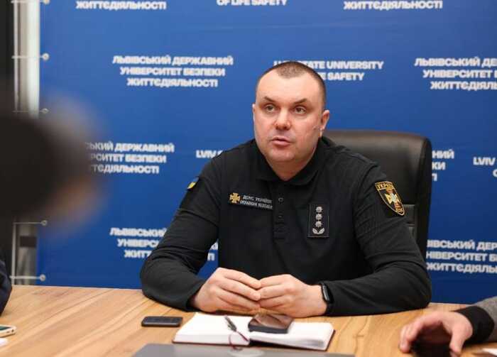 Проректор Львівського університету Попович задекларував 1,63 мільйона гривень доходу та земельну ділянку