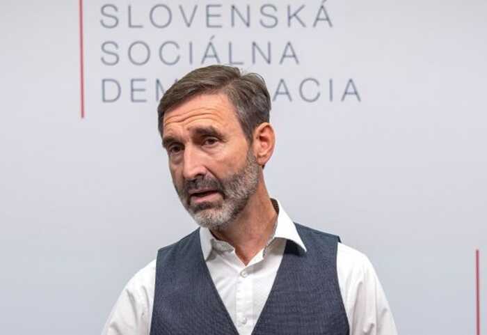 Словаччина погрожує залишити Україну без дизеля через атаки на нафтопровід "Дружба"